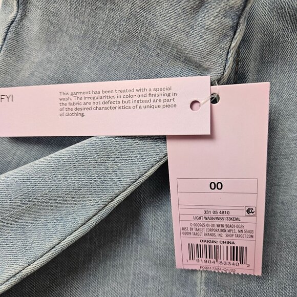 Womens Juniors Wild Fable Light Wash Denim Mini Skirt Front Slit Size 00 Casual - Picture 9 of 11